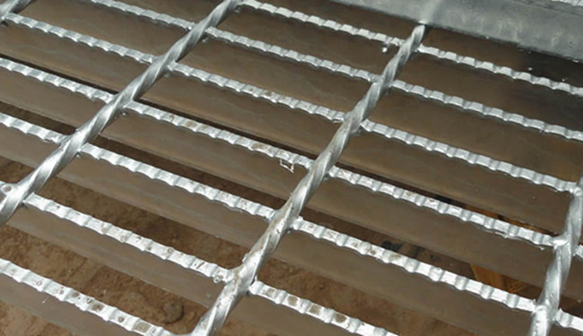 Welded Stainless Steel Open Grid Flooring , Heavy Duty Metal Grate Platform