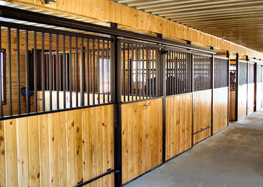 Portable Free Standing Horse Stall Kits , Solid Welded One Piece Box Stall Fronts