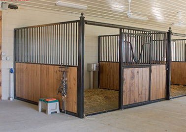 Indoor Prefab Horse Stall Panels Durable Solid Welded One Piece Frame