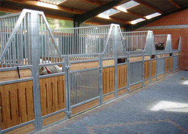 Portable Livestock Shelters / Water Proof Calving Sheds And Horse Barn Builders