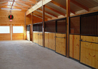 Standard Hot Dipped Galvanized Horse Boxes , Horse Stable Panels
