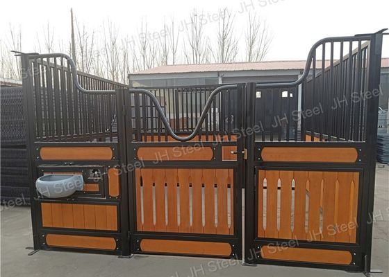 European Type Metal Structure Horse Stable Fronts Bottom Bamboo Infill