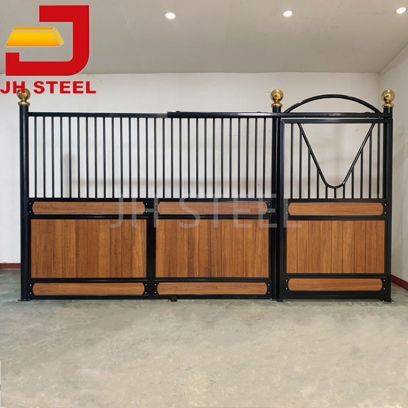 Lower Bamboo Wood Custom Stall Fronts Sliding Door Horse Stable
