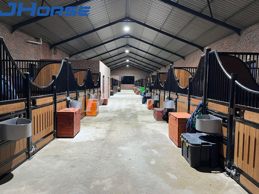 Solid Luxurious Equestrian Box For Horse Stall