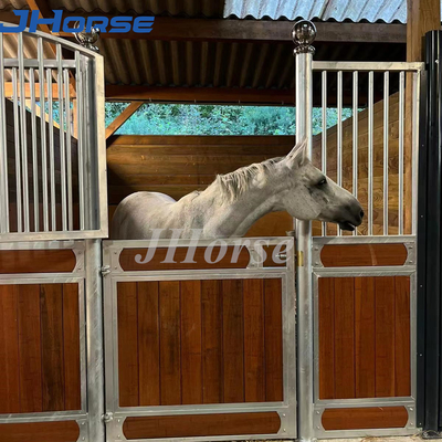 Welded Weave Horse Stall Fronts Custom With Roof