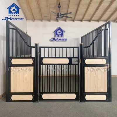 Weatherproof Welded Q235 Steel European Horse Stable Fronts In 2.2m/2.3m Height