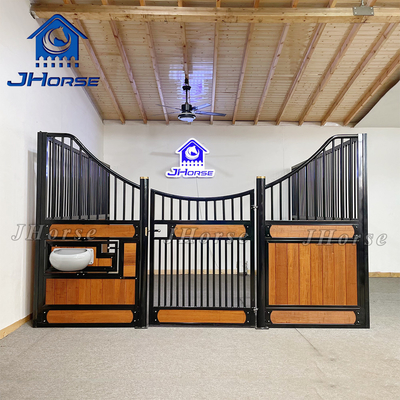 Horse Stable Door Powder Coated Steel  Wood Pallet Stalls For Farm Horses European Horse Stalls