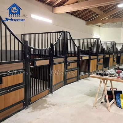 Customizable European Horse Stalls Weatherproof With Swing Door