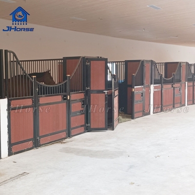 4.0 Length Customized High Horse Stall Panels In Pine Or Plastic Wood For Stable And Secure Stables
