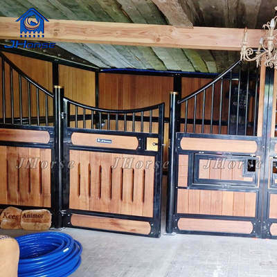 14ft 3.0m Bamboo Horse Stable Customized Door Size For Secure Comfortable Horsekeeping