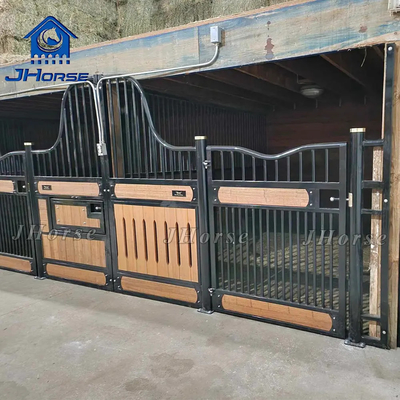 European Style Powder Coated Bamboo Infill Metal Luxury Horse Stable Horse Stall Front Panels