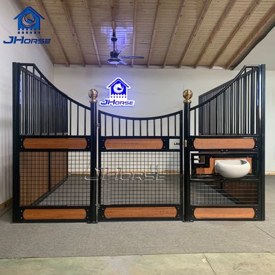 Factory Direct Sales Of Luxury Stables Comfortable And Breathable Made Of Bamboo And Wood Panels